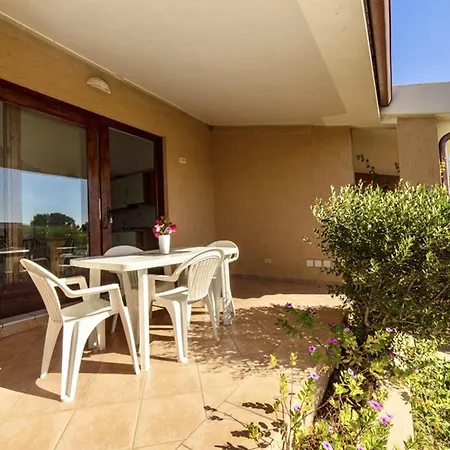 Village In Porto Corallo Just 200 Meters From The Beach, With Private Outdoor Area 아파트호텔 빌라푸주