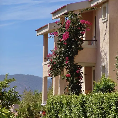 Aparthotel Village In Porto Corallo Just 200 Meters From The Beach, With Private Outdoor Area Villaputzu