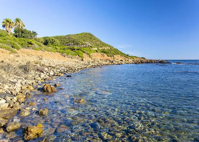 公寓式酒店 Village In Porto Corallo Just 200 Meters From The Beach, With Private Outdoor Area 维拉普特祖