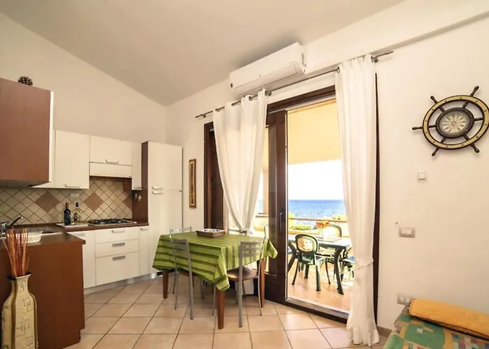 Village In Porto Corallo Just 200 Meters From The Beach, With Private Outdoor Area 维拉普特祖