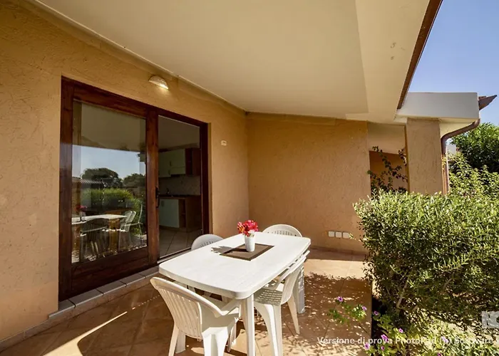 Village In Porto Corallo Just 200 Meters From The Beach, With Private Outdoor Area 公寓式酒店 3*